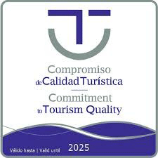 calidad-turistica Imagen de la web de la Casa rural San Antonio, del logo “compromiso de Calidad Turística”, ubicado en la página de inicio. - casaruralsanantonio.es